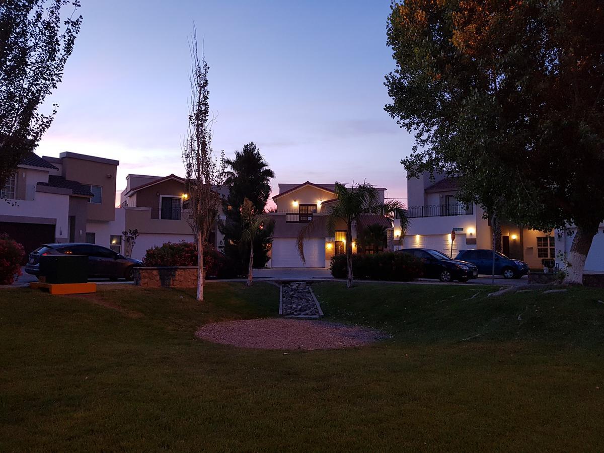 华雷斯城Residencia A 100 Mts Del Consulado别墅 外观 照片